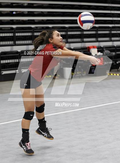 Thumbnail 2 in Sky View vs. Logan (UHSAA 4A First Round Playoff) photogallery.