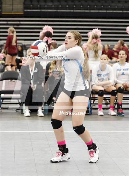 Thumbnail 2 in Sky View vs. Logan (UHSAA 4A First Round Playoff) photogallery.