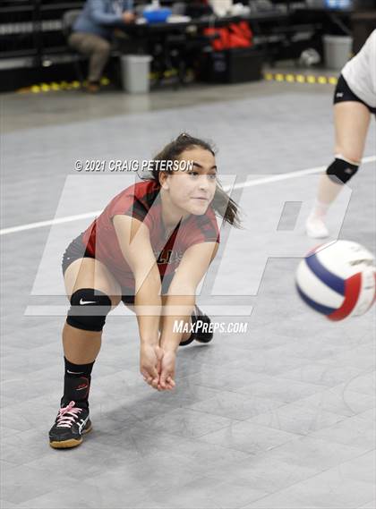 Thumbnail 2 in Sky View vs. Logan (UHSAA 4A First Round Playoff) photogallery.