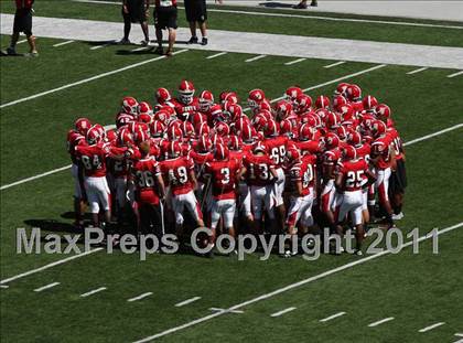 Thumbnail 3 in Dublin Coffman vs. Westerville South (Kirk Herbstreit National Kickoff Classic) photogallery.
