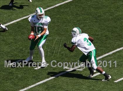 Thumbnail 2 in Dublin Coffman vs. Westerville South (Kirk Herbstreit National Kickoff Classic) photogallery.
