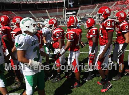 Thumbnail 3 in Dublin Coffman vs. Westerville South (Kirk Herbstreit National Kickoff Classic) photogallery.