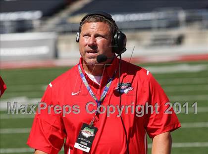Thumbnail 3 in Dublin Coffman vs. Westerville South (Kirk Herbstreit National Kickoff Classic) photogallery.