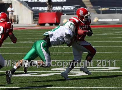 Thumbnail 3 in Dublin Coffman vs. Westerville South (Kirk Herbstreit National Kickoff Classic) photogallery.