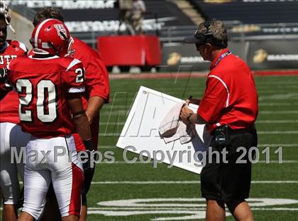 Thumbnail 2 in Dublin Coffman vs. Westerville South (Kirk Herbstreit National Kickoff Classic) photogallery.