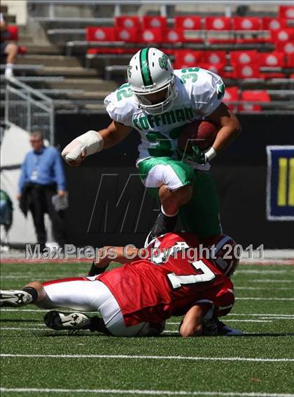 Thumbnail 2 in Dublin Coffman vs. Westerville South (Kirk Herbstreit National Kickoff Classic) photogallery.