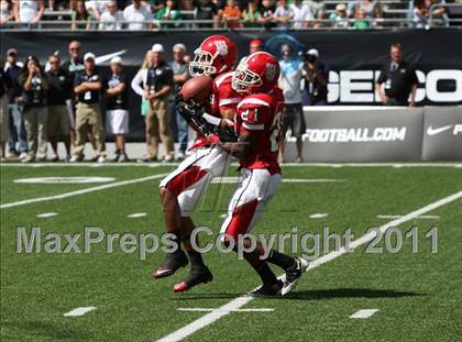 Thumbnail 3 in Dublin Coffman vs. Westerville South (Kirk Herbstreit National Kickoff Classic) photogallery.
