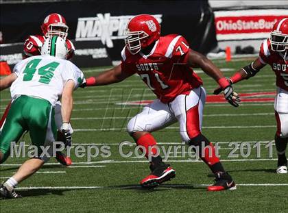 Thumbnail 2 in Dublin Coffman vs. Westerville South (Kirk Herbstreit National Kickoff Classic) photogallery.