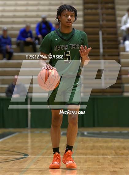 Thumbnail 3 in Bethlehem Central vs. Green Tech photogallery.