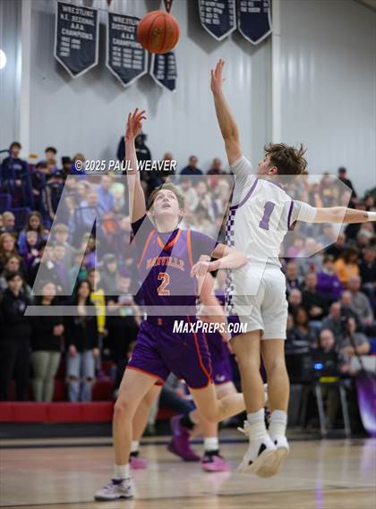 Thumbnail 2 in Shamokin Area vs. Danville (PIAA District 4 Class 4A Final) photogallery.