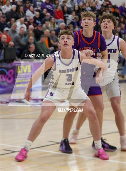 Thumbnail 3 in Shamokin Area vs. Danville (PIAA District 4 Class 4A Final) photogallery.