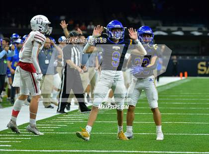 Thumbnail 2 in Dunham @ St. Charles Catholic (LHSAA Div III Select Final) photogallery.