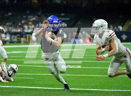 Thumbnail 1 in Dunham @ St. Charles Catholic (LHSAA Div III Select Final) photogallery.