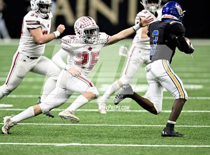Thumbnail 2 in Dunham @ St. Charles Catholic (LHSAA Div III Select Final) photogallery.