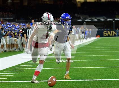 Thumbnail 1 in Dunham @ St. Charles Catholic (LHSAA Div III Select Final) photogallery.
