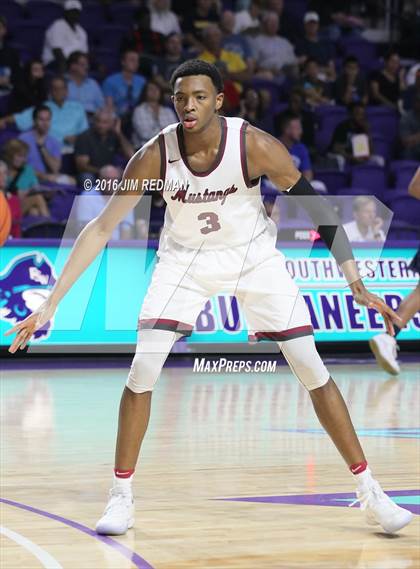 Thumbnail 1 in Pace Academy vs. Memphis East (City of Palms Classic) photogallery.