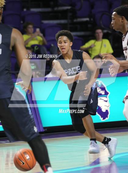 Thumbnail 1 in Pace Academy vs. Memphis East (City of Palms Classic) photogallery.