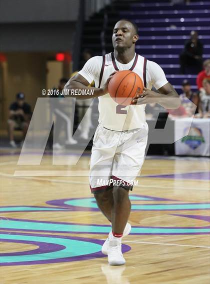 Thumbnail 1 in Pace Academy vs. Memphis East (City of Palms Classic) photogallery.