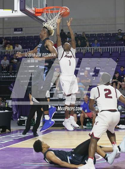 Thumbnail 1 in Pace Academy vs. Memphis East (City of Palms Classic) photogallery.