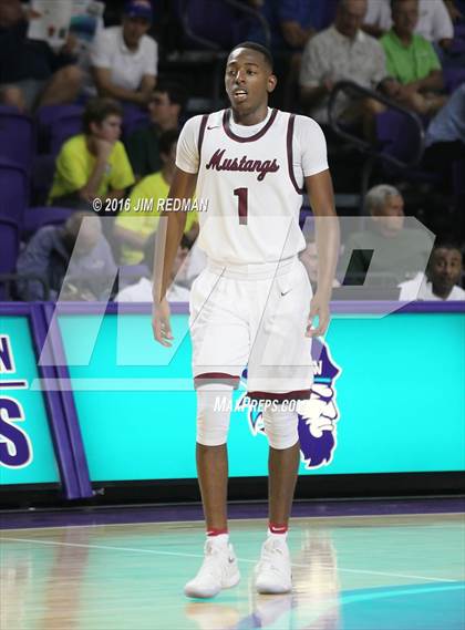 Thumbnail 3 in Pace Academy vs. Memphis East (City of Palms Classic) photogallery.