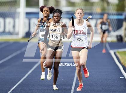 Thumbnail 1 in River City Relays (4x400m) photogallery.