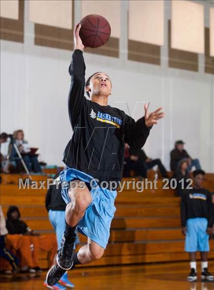 Thumbnail 1 in Granada Hills vs Burbank photogallery.