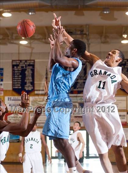 Thumbnail 3 in Granada Hills vs Burbank photogallery.