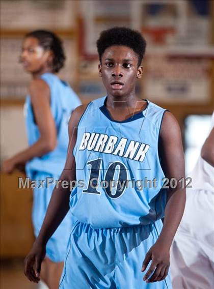 Thumbnail 3 in Granada Hills vs Burbank photogallery.