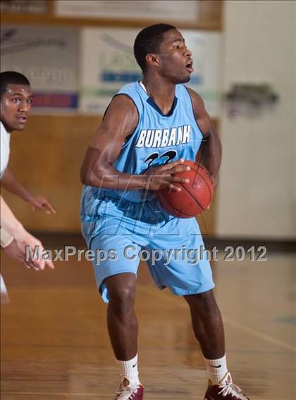 Thumbnail 3 in Granada Hills vs Burbank photogallery.