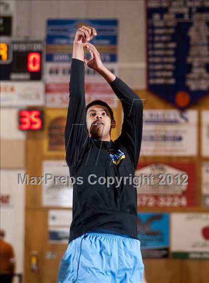 Thumbnail 1 in Granada Hills vs Burbank photogallery.