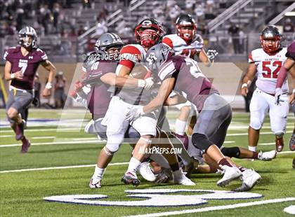 Thumbnail 3 in Lee vs Marshall photogallery.