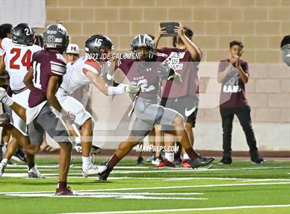 Thumbnail 2 in Lee vs Marshall photogallery.