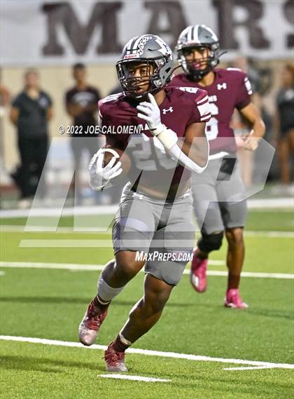 Thumbnail 3 in Lee vs Marshall photogallery.