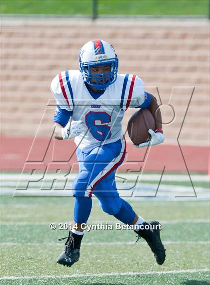 Thumbnail 1 in JV: Valor Christian vs Cherry Creek photogallery.