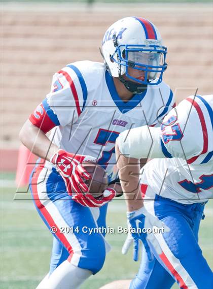 Thumbnail 2 in JV: Valor Christian vs Cherry Creek photogallery.
