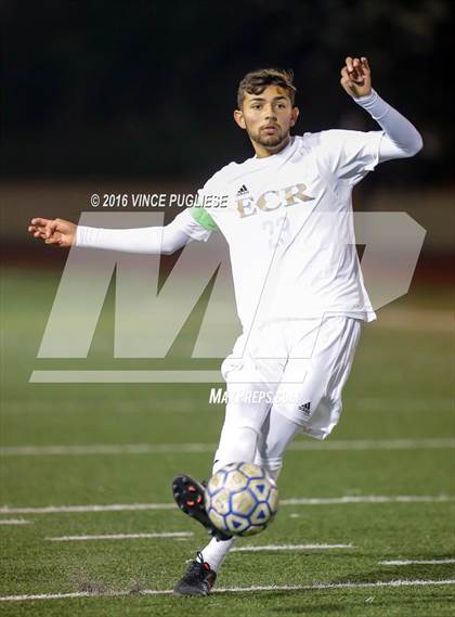 Thumbnail 2 in El Camino Real vs. Sylmar (Ralph Brandt Tournament) photogallery.