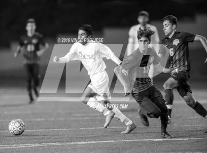 Thumbnail 3 in El Camino Real vs. Sylmar (Ralph Brandt Tournament) photogallery.