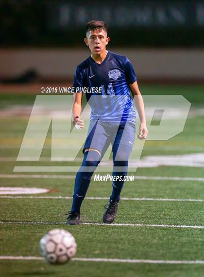 Thumbnail 2 in El Camino Real vs. Sylmar (Ralph Brandt Tournament) photogallery.