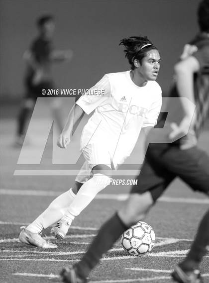 Thumbnail 2 in El Camino Real vs. Sylmar (Ralph Brandt Tournament) photogallery.