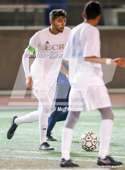 Thumbnail 2 in El Camino Real vs. Sylmar (Ralph Brandt Tournament) photogallery.