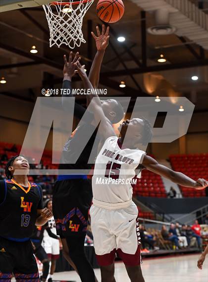 Thumbnail 2 in Landry-Walker vs Pine Bluff (King Cotton Classic) photogallery.