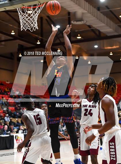 Thumbnail 1 in Landry-Walker vs Pine Bluff (King Cotton Classic) photogallery.