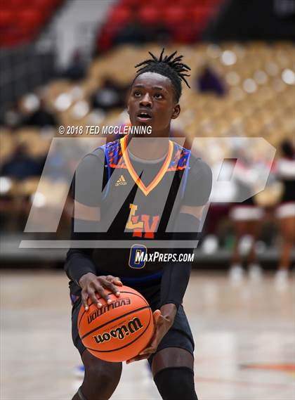 Thumbnail 3 in Landry-Walker vs Pine Bluff (King Cotton Classic) photogallery.
