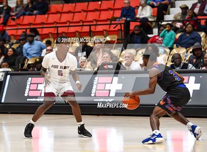 Thumbnail 1 in Landry-Walker vs Pine Bluff (King Cotton Classic) photogallery.