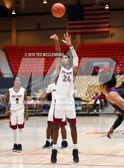 Thumbnail 1 in Landry-Walker vs Pine Bluff (King Cotton Classic) photogallery.