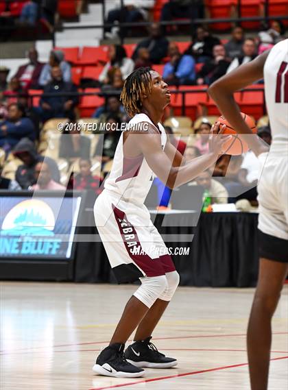Thumbnail 1 in Landry-Walker vs Pine Bluff (King Cotton Classic) photogallery.