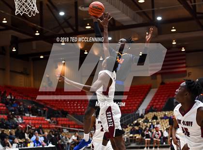 Thumbnail 1 in Landry-Walker vs Pine Bluff (King Cotton Classic) photogallery.