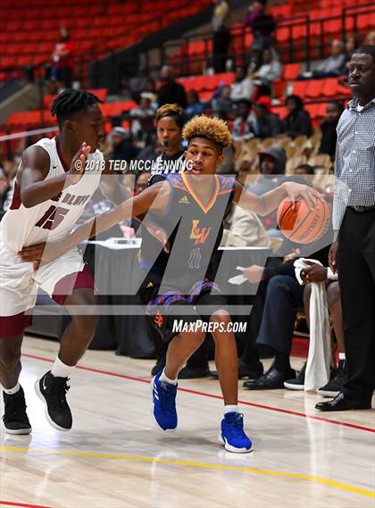 Thumbnail 1 in Landry-Walker vs Pine Bluff (King Cotton Classic) photogallery.