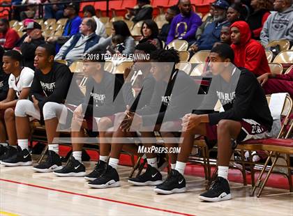 Thumbnail 3 in Landry-Walker vs Pine Bluff (King Cotton Classic) photogallery.