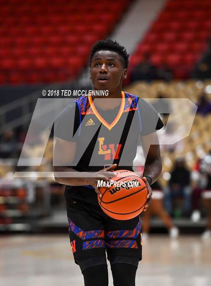 Thumbnail 2 in Landry-Walker vs Pine Bluff (King Cotton Classic) photogallery.